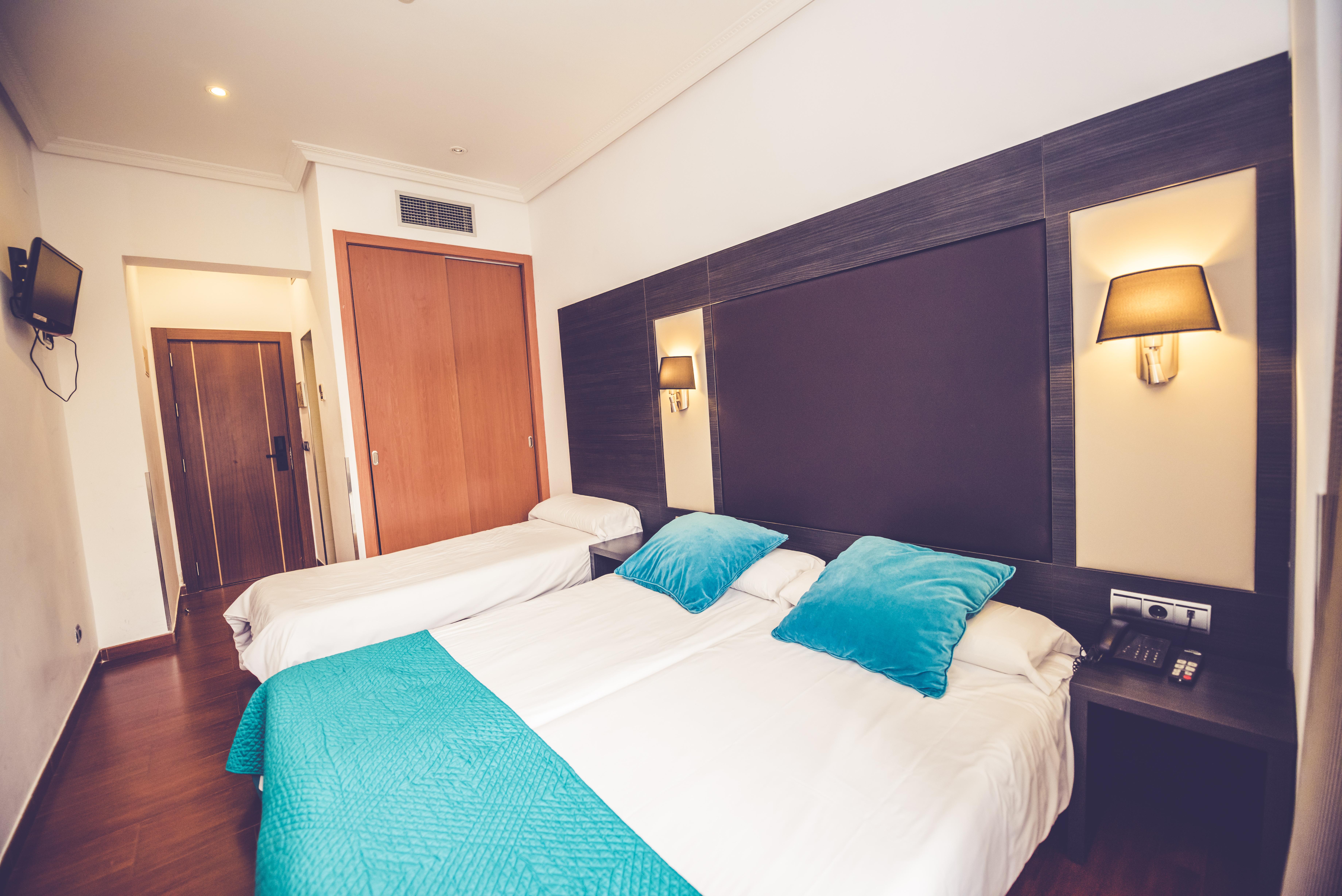 Hostal Sol Los Angeles Madrid Kültér fotó