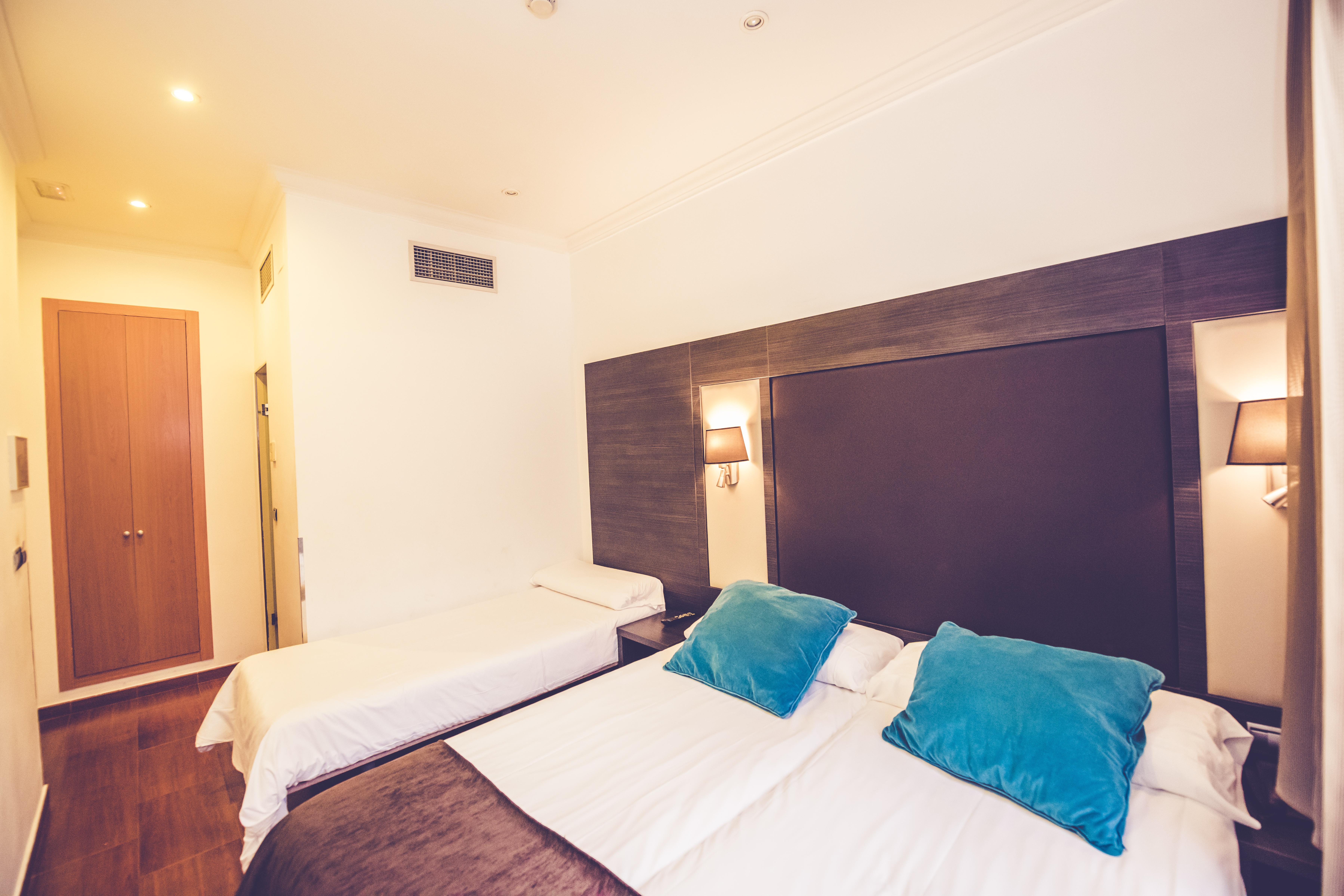 Hostal Sol Los Angeles Madrid Kültér fotó