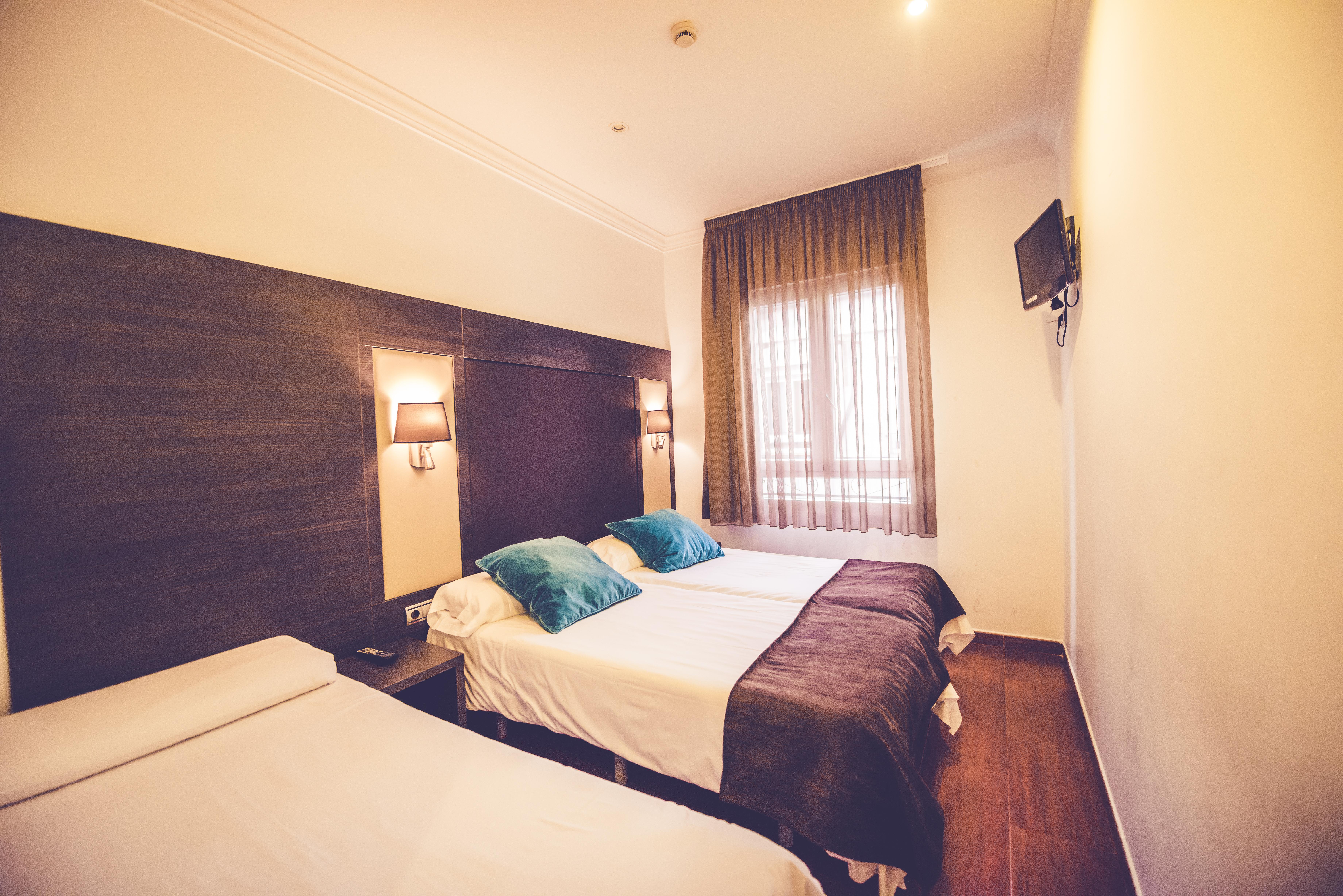 Hostal Sol Los Angeles Madrid Kültér fotó