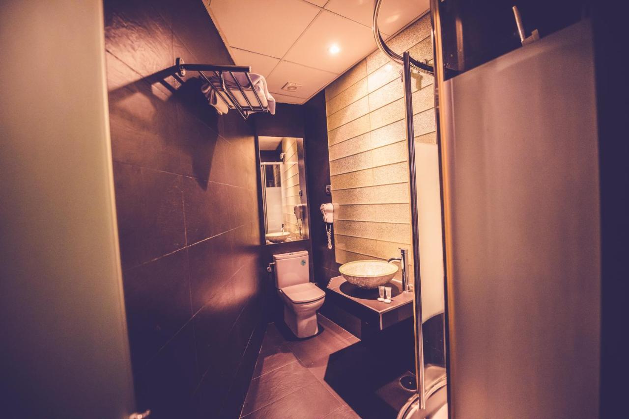 Hostal Sol Los Angeles Madrid Kültér fotó